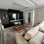 Excelente Apartamento